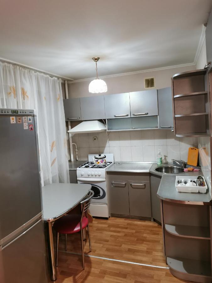 2 комн квартира в центре по Пушкина Костанай Екстериор снимка