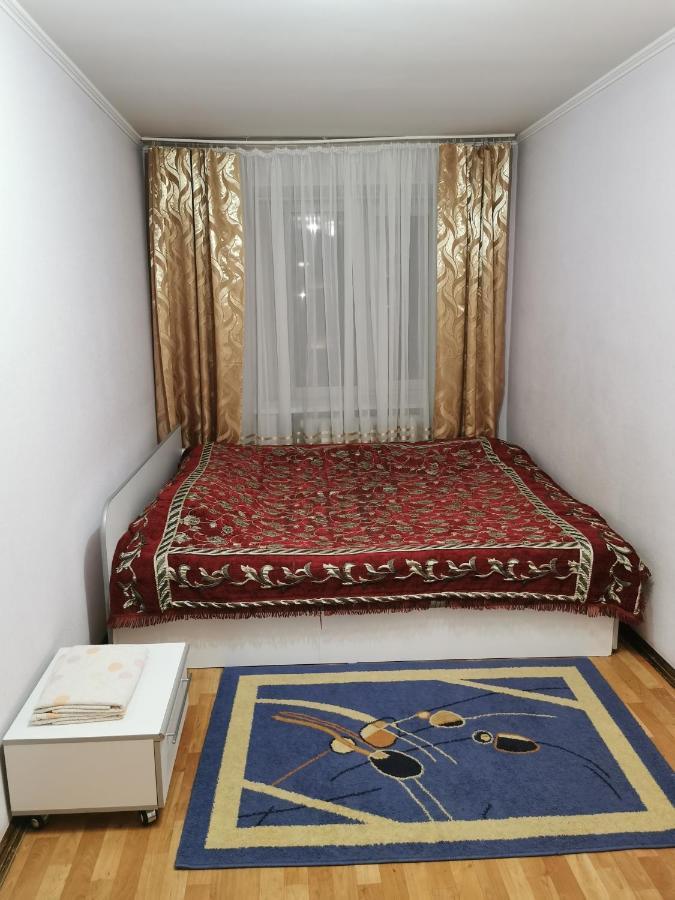 2 комн квартира в центре по Пушкина Костанай Екстериор снимка